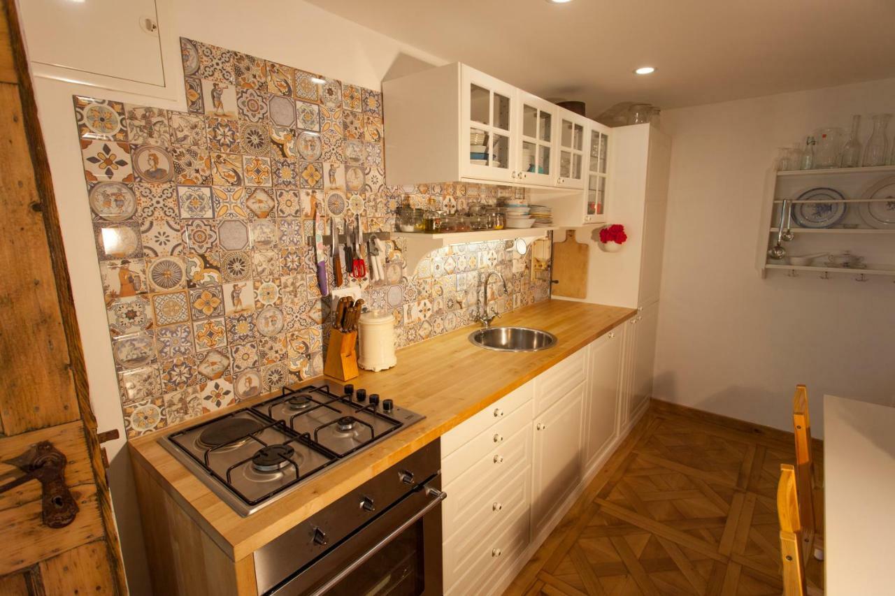 Barbarossa House Apartment Cres Bagian luar foto